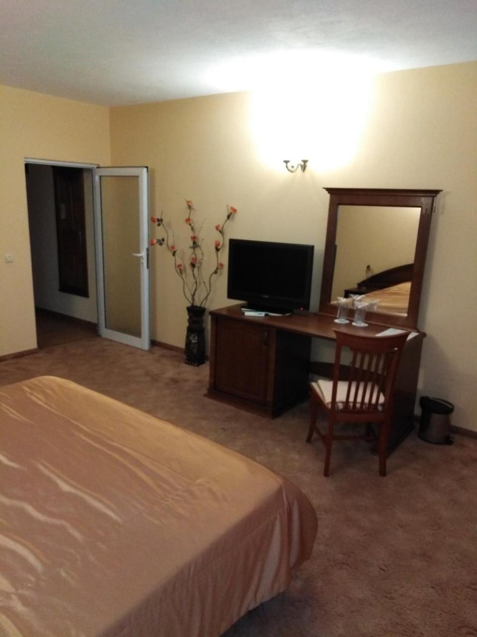 Хотел Златна Котва Kazanlak Room photo